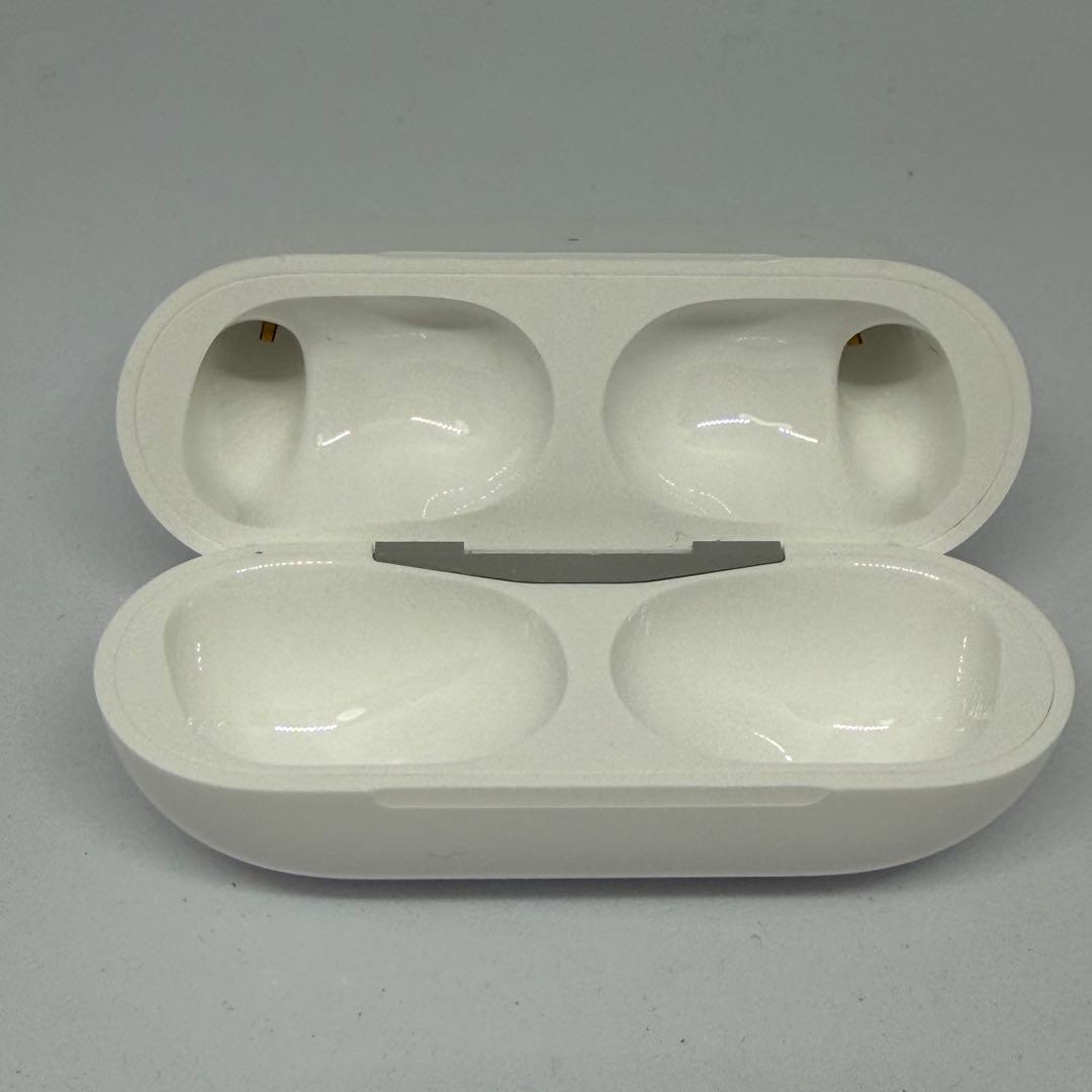 【美品】AirPods Pro 第2世代 USB-C 25年3月Joshin購入