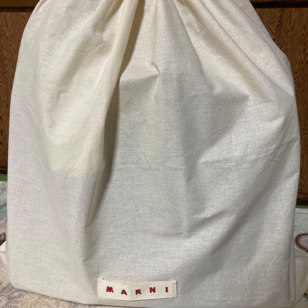 最終値下げですMarniラフィアトートバッグスモール