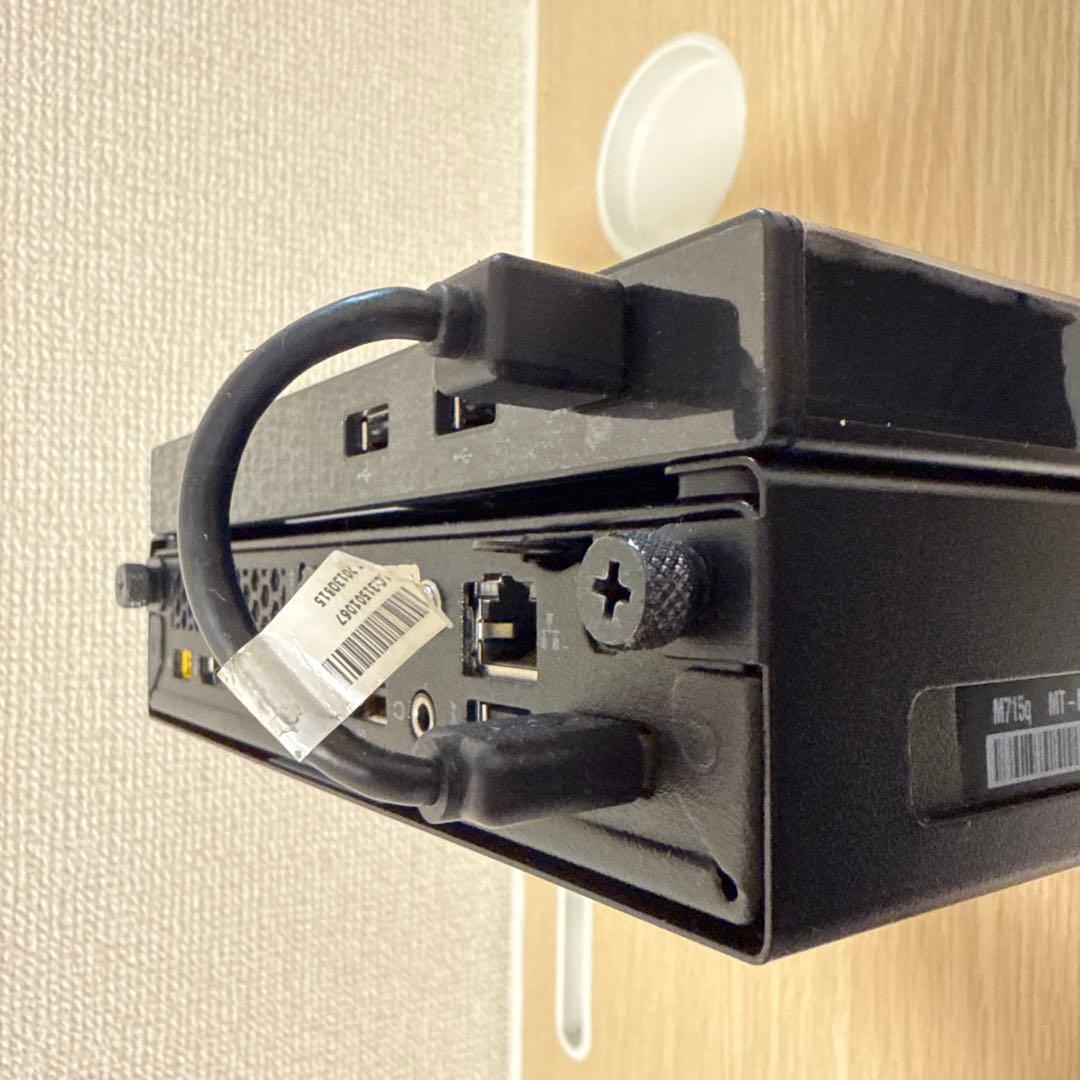 lenovo Think Centre M715q 専用ドライブ付き