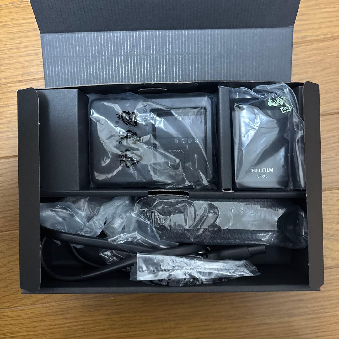 【おまけ付き】FUJIFILM X-T2 ボディ ブラック ミラーレスカメラ