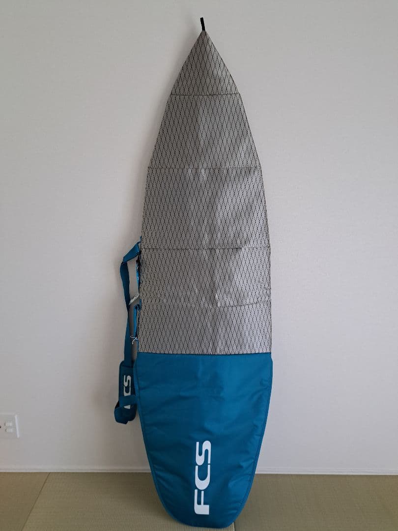 サーフボード　JUSTICE Carroll　トライフィン　ハードケース 付き