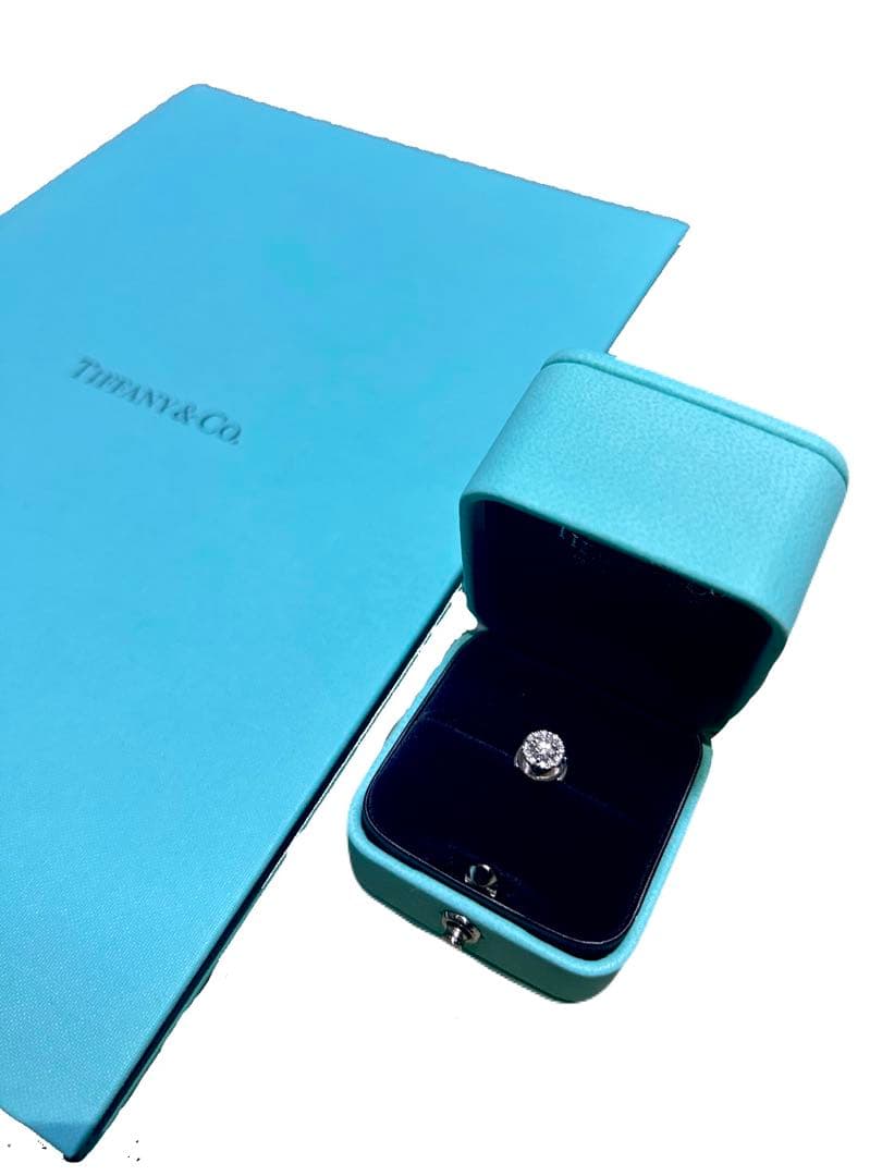 ティファニー　ダイヤモンドピアス片耳　プラチナ