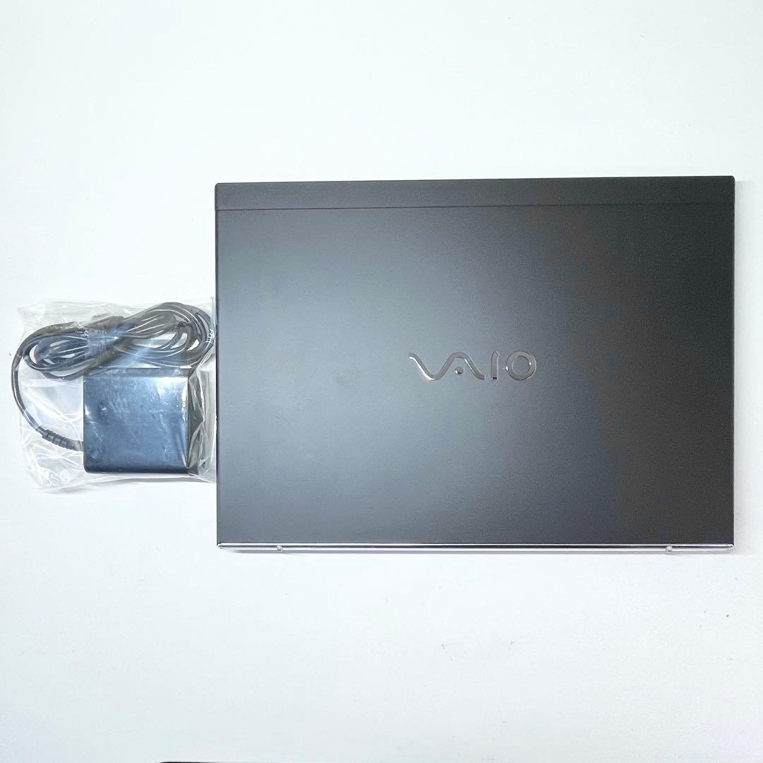 【極美品】VAIO VJPJ211JAE3B 16GB i5 11世代 薄型軽量