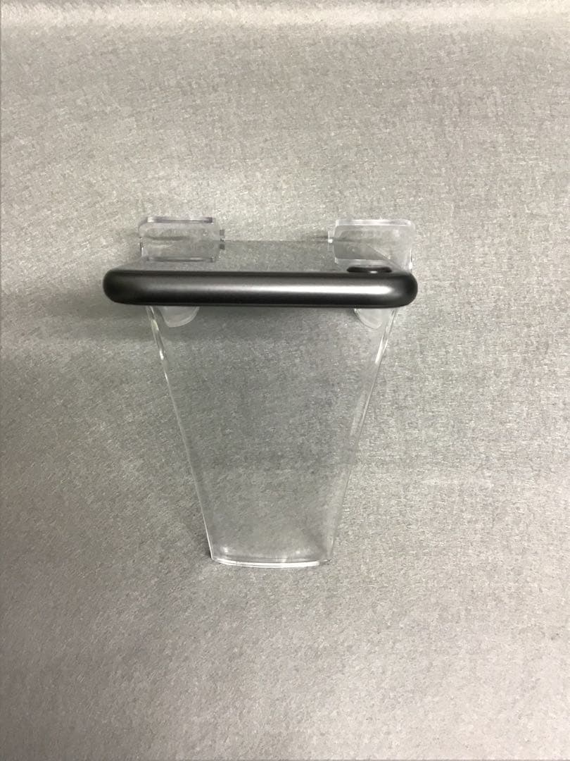 美品 国内版 SIMフリー　iPhone8 64GB スペースグレイ色