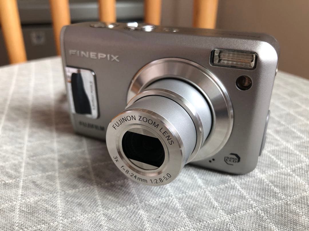 【極上美品】FUJIFILM FinePix F31fd