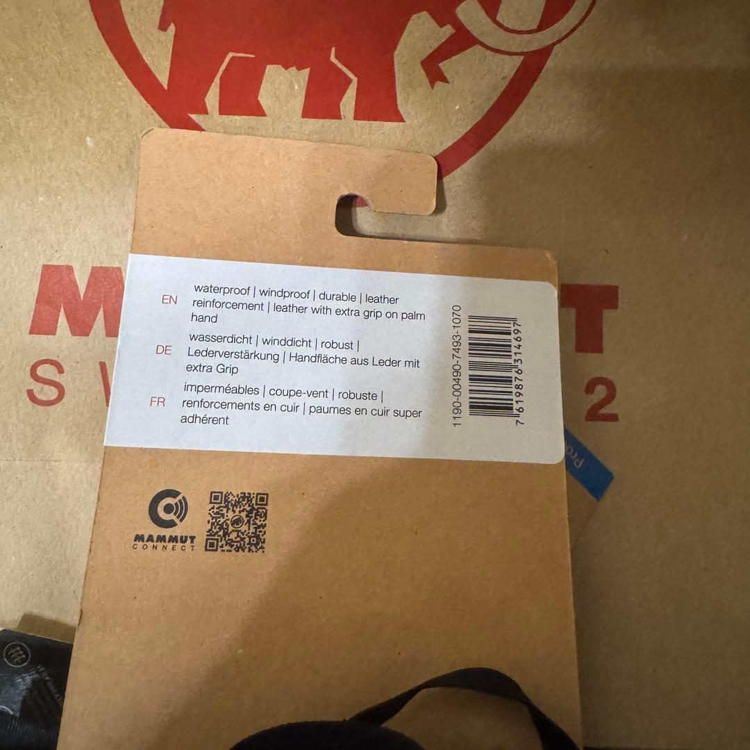 未使用　マムート　MAMMUT グローブ　手袋　アイガーグローブ　ゴアテックス