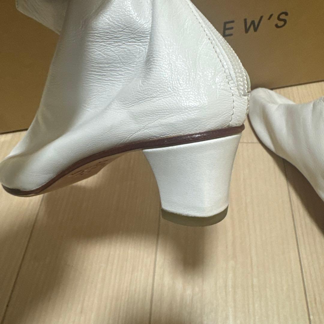 マルティニアーノ　MARTINIANO 白　ブーティー