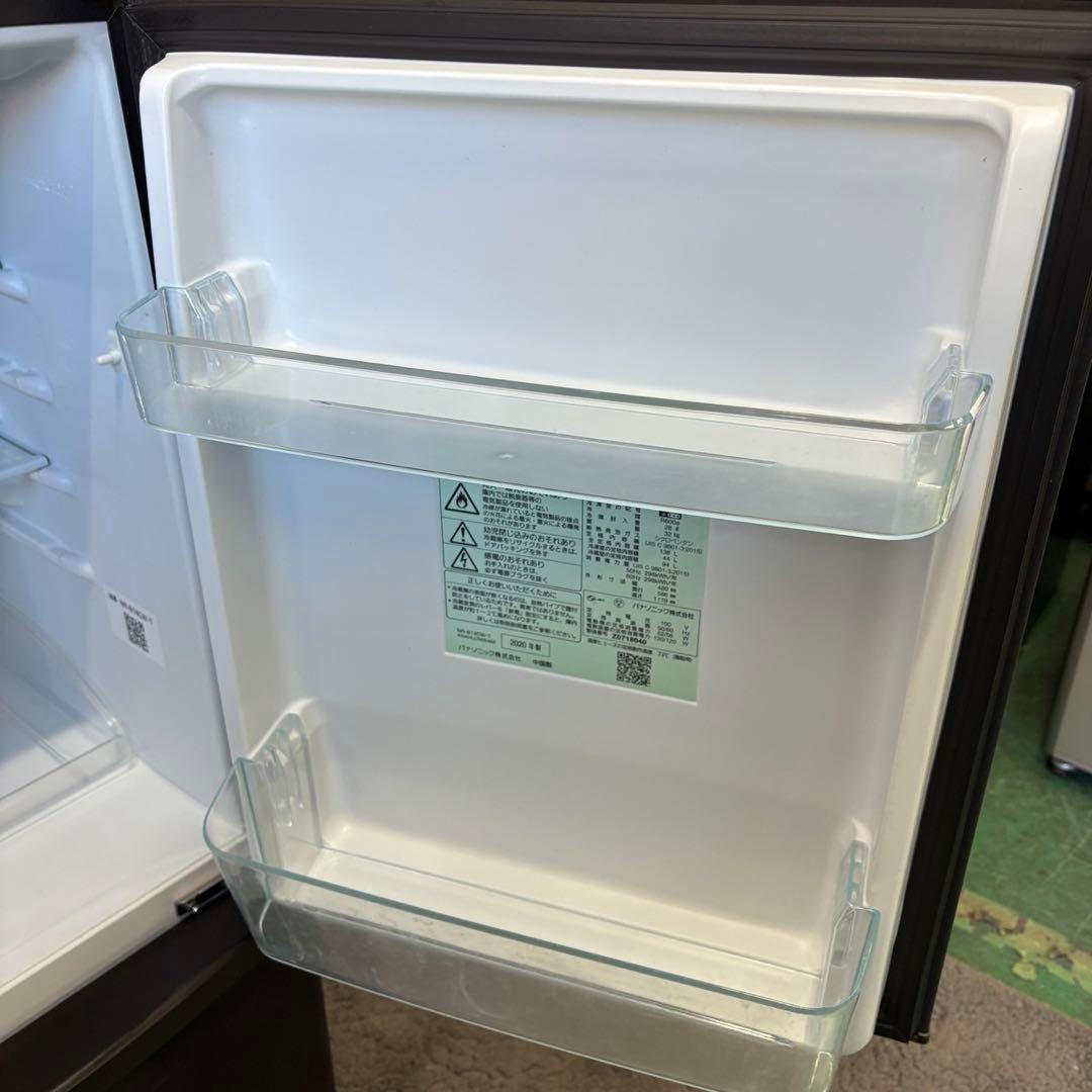 20　パナソニック　冷蔵庫　小型　130L　一人暮らし　綺麗　設置無料　安い‼️