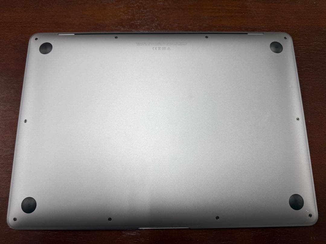 13インチMacBookAir メモリ16GB ストレージ1TB Core i7