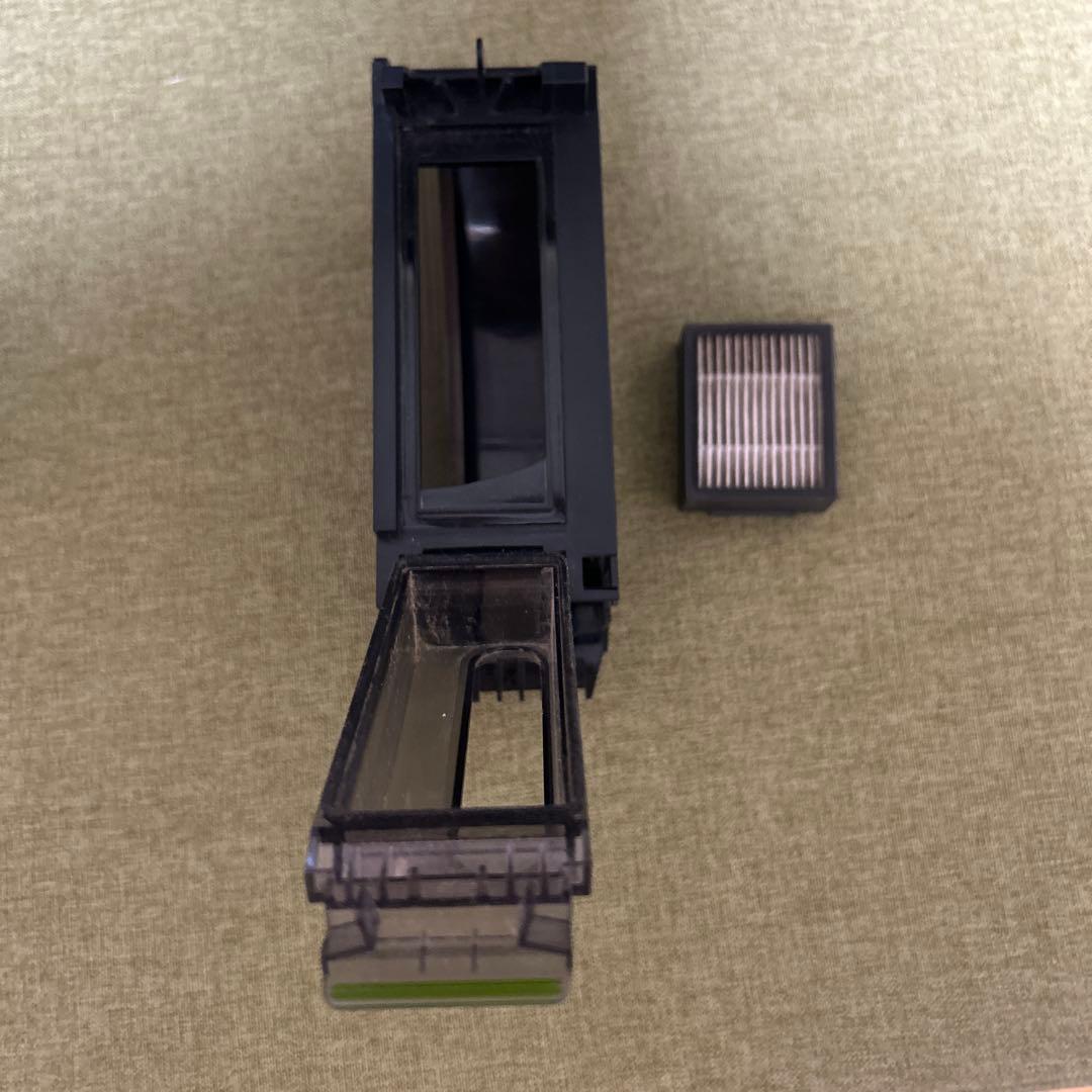 ルンバ j7 15860ロボット掃除機 取扱説明書交換用ブラシ付 動作確認済