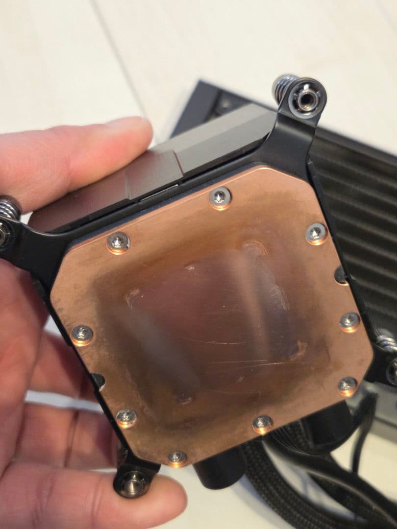 Lian Li HydroShift LCD 360+Uni p28　セット