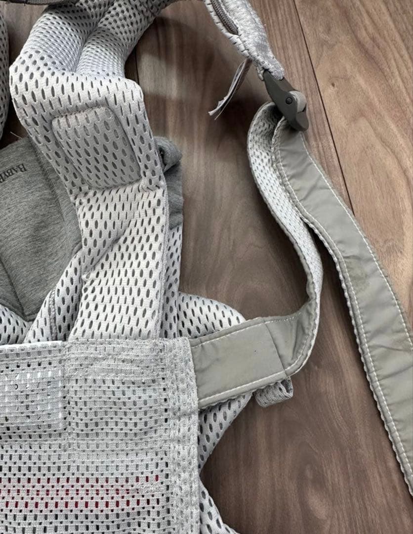 【最上級モデル】ベビービョルン 抱っこ紐 ハーモニー メッシュ シルバー 美品