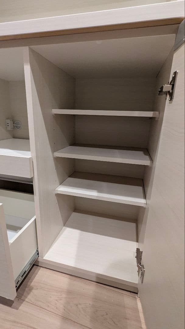 hui su　食器棚　ホワイトウッド　幅90cm　さいたま市引き取り