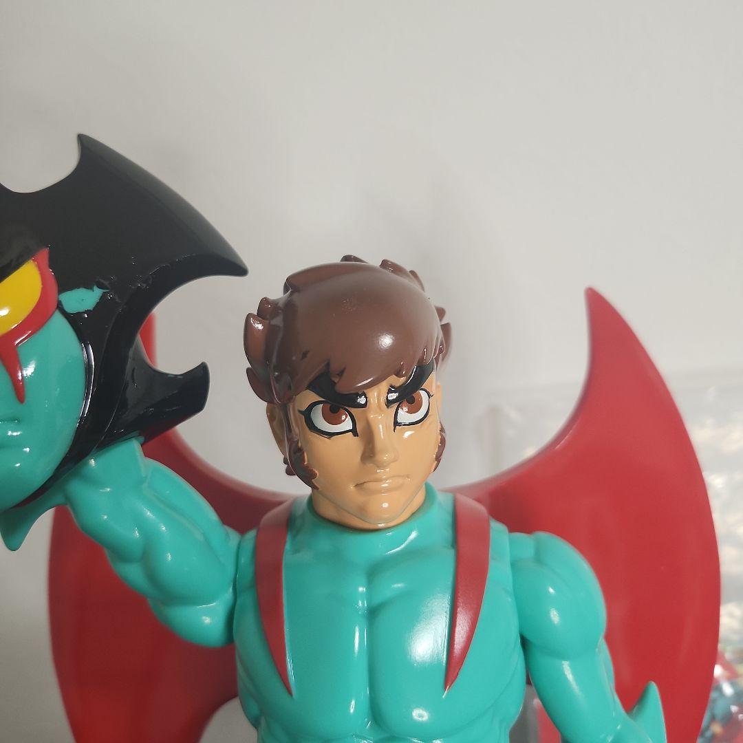 墓場の画廊　デビルマン　マスク　面取れ　ソフビ　グリーン　一部塗装剥がれ