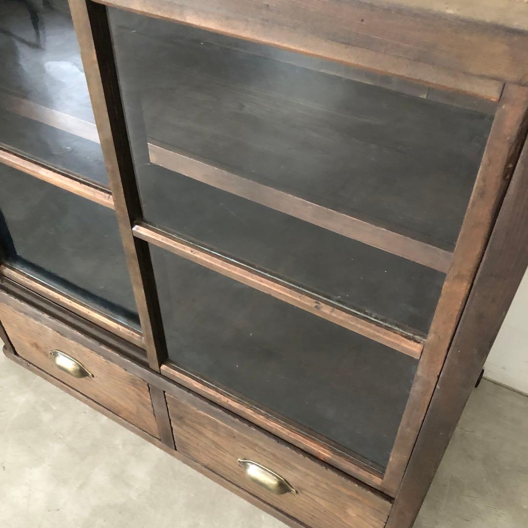 レトロ　アンティーク　古道具　古家具　古民家　ガラス棚　食器棚　箪笥　引き出し