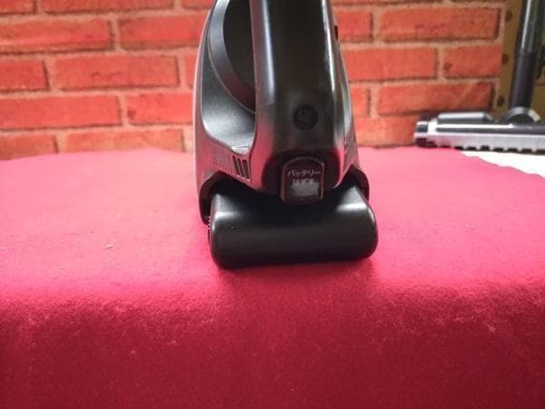 Y 中古 シャープ コードレス掃除機 ラクティブエア EC-SR5 S