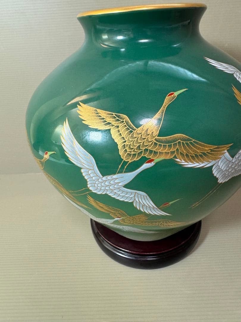 2792 香蘭社　金彩鶴文　花瓶　花台付　未使用