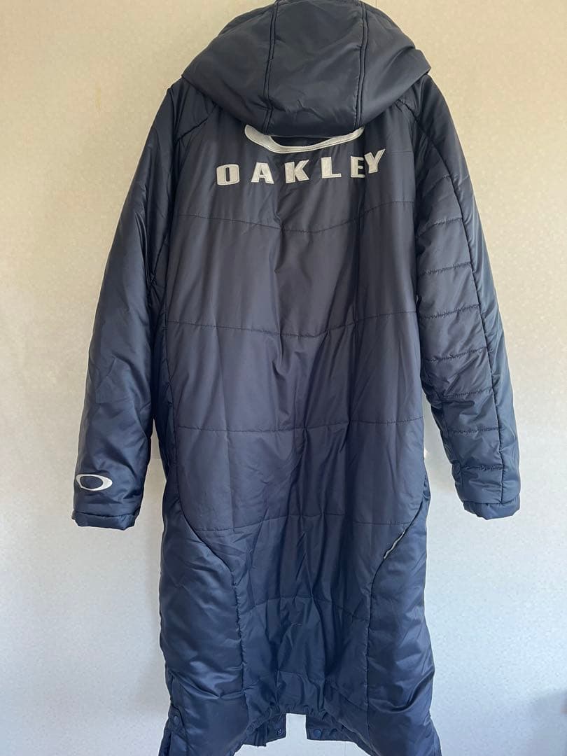 超美品　オークリー ベンチコート サイズ L ネイビー　軽量　防寒