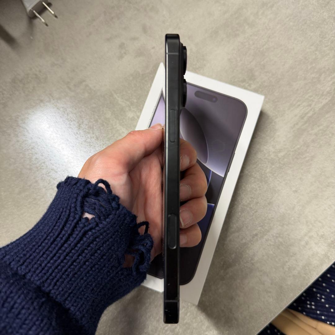 iPhone16promax 1TB ブラック 美品