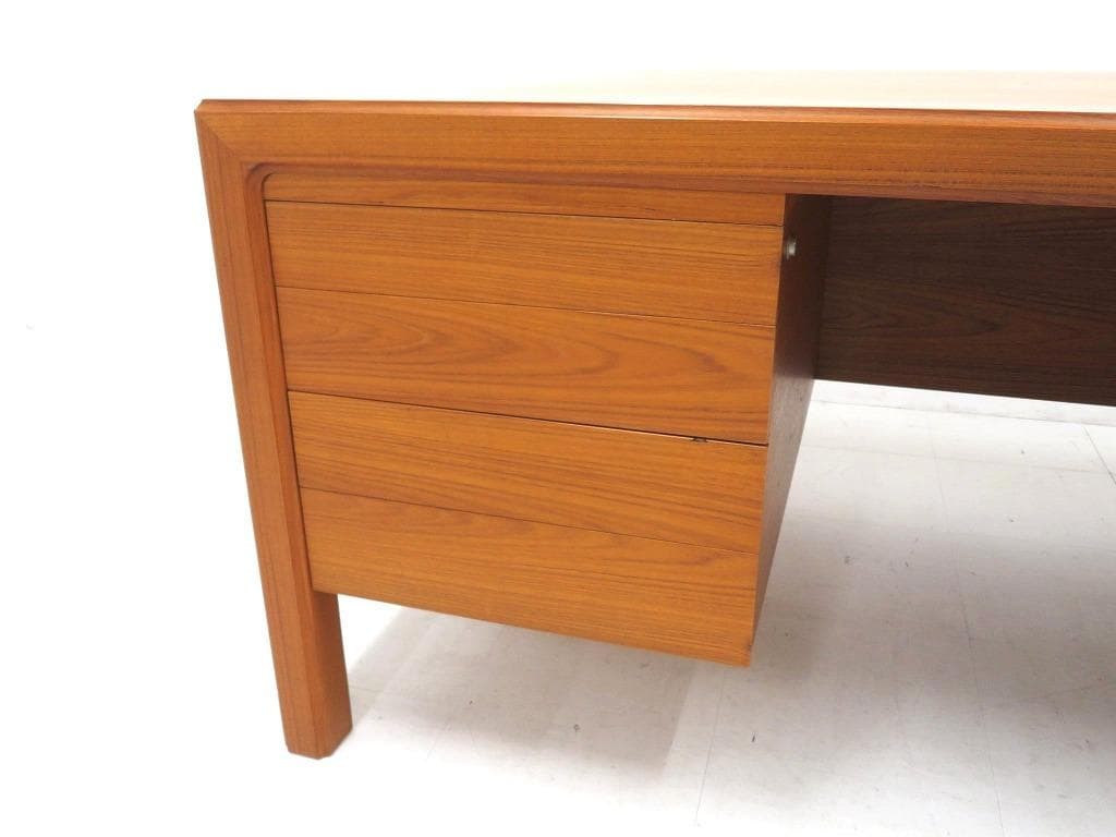 展示品　天童木工　ローズウッド　両袖デスク　両袖机　モダン　ミッドセンチュリー