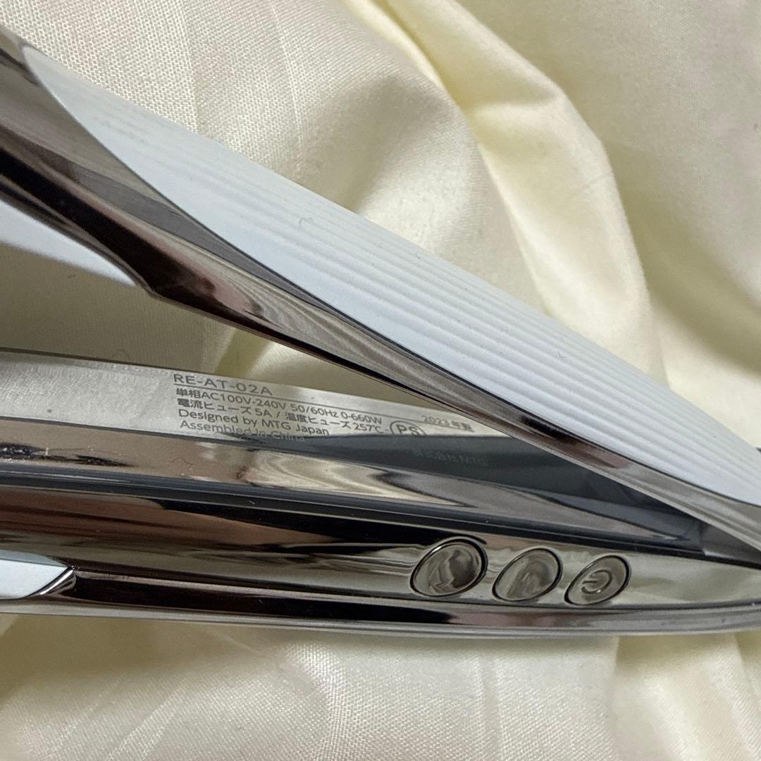 2023年製 ReFa ストレート アイロン プロ ホワイト RE-AT-02A