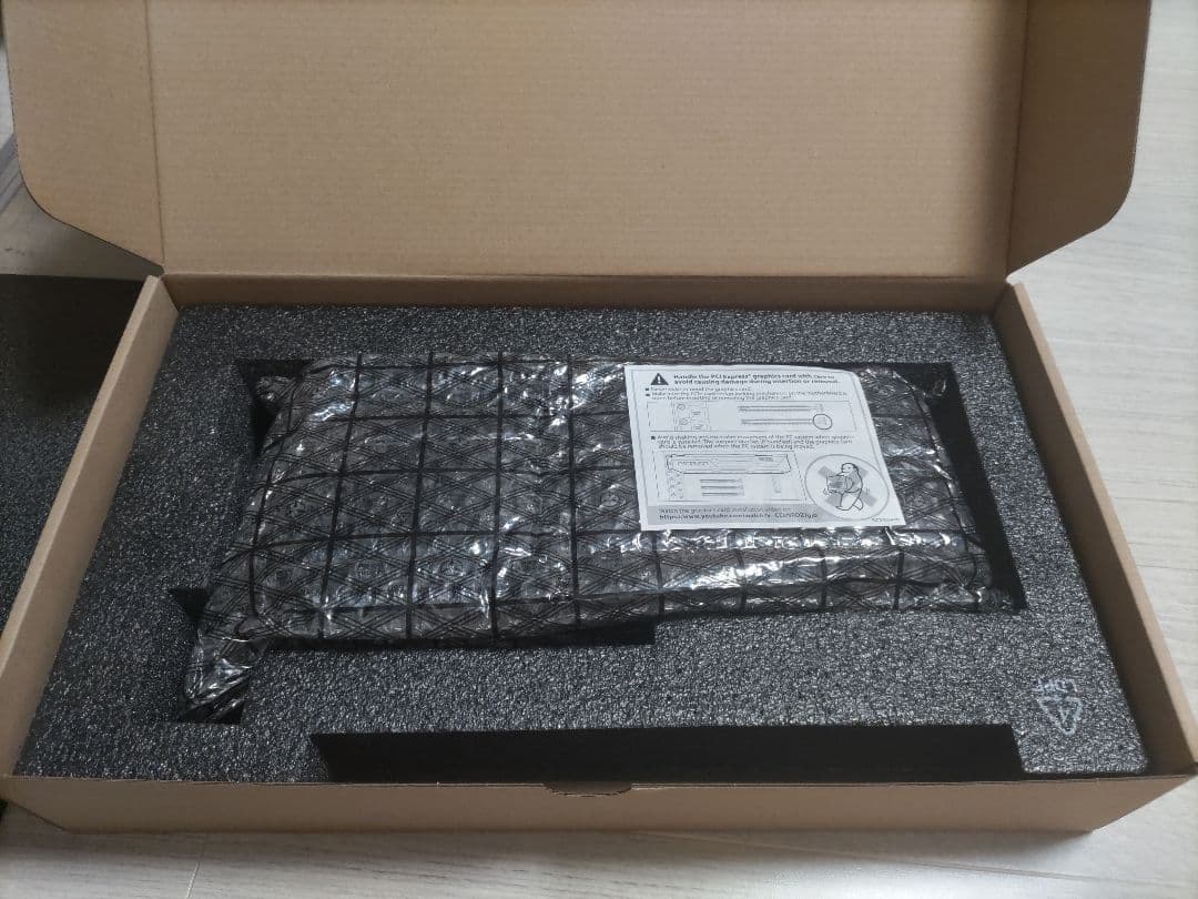 グラフィックボード・グラボ・ビデオカード SAPPHIRE PULSE RX7800XT 16GB