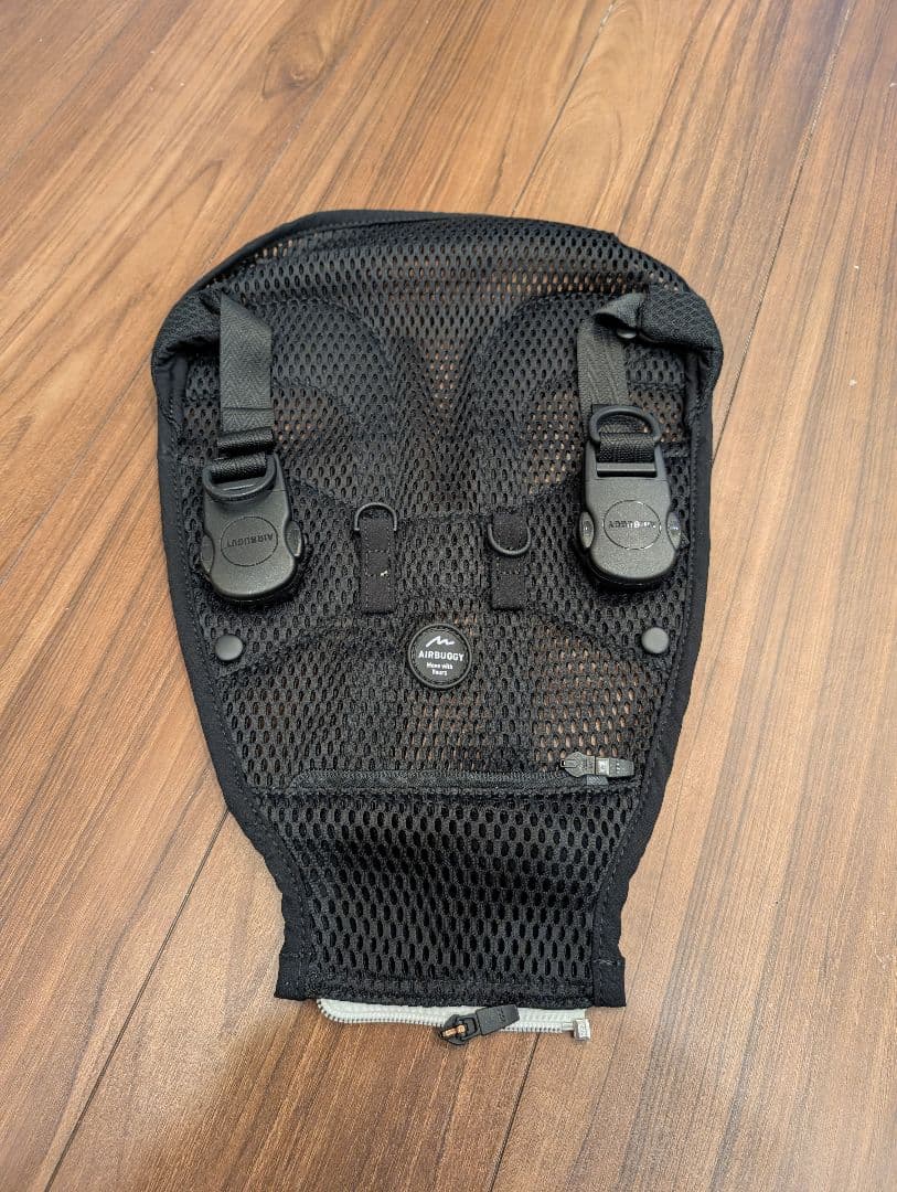 AIRBUGGY BABY CARRIER BASIC PLUS 箱付き