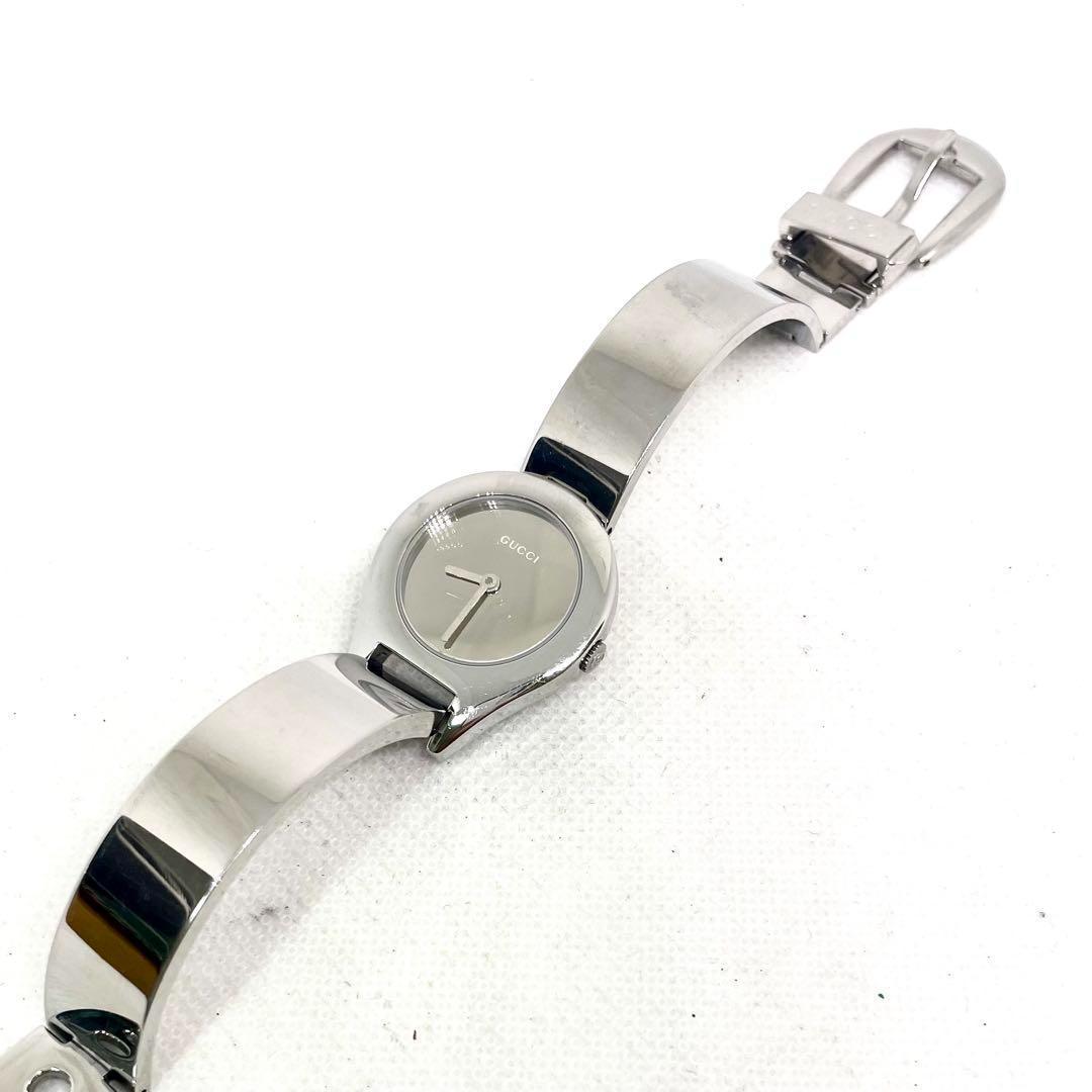稼働　GUCCI グッチ　レディース時計 6700L シルバー　ミラー文字盤