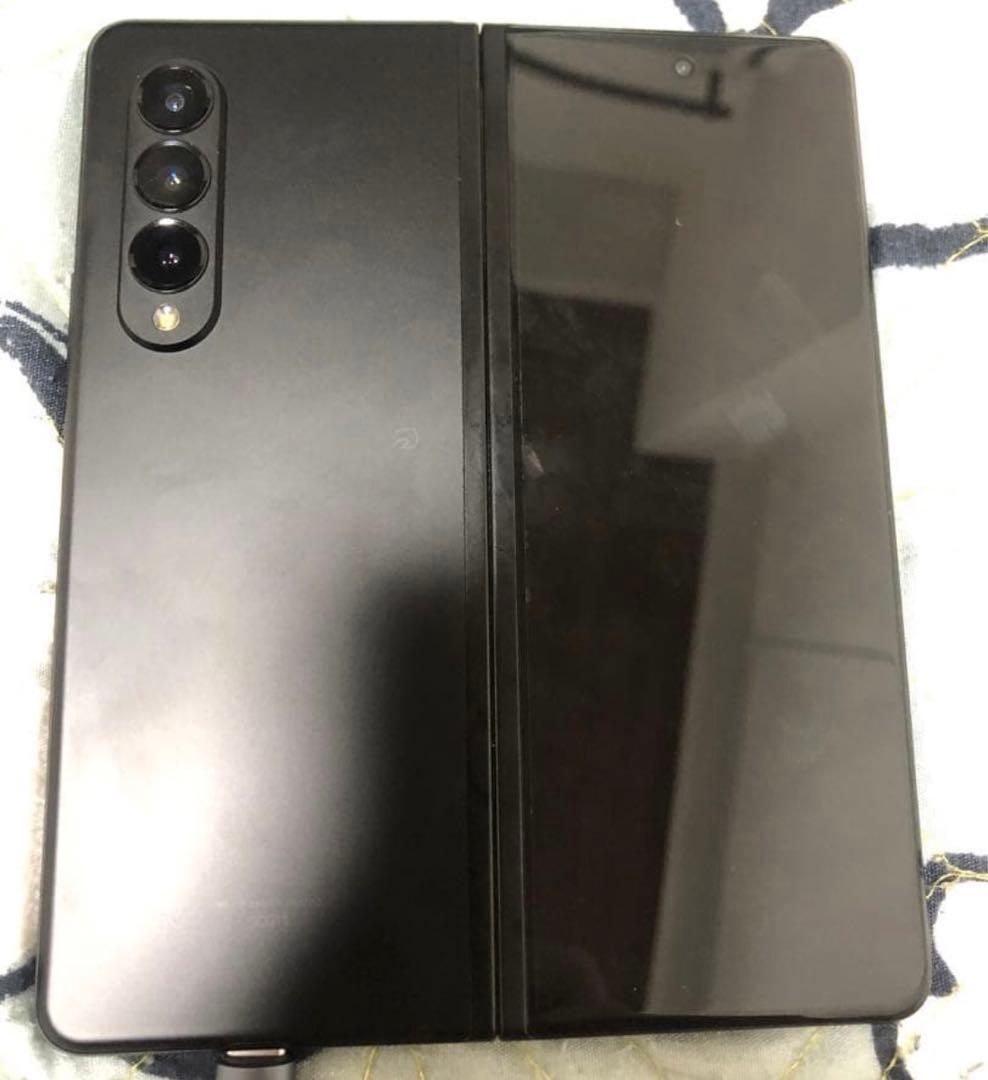 Galaxy Z Fold3 5G 本体 ブラック
