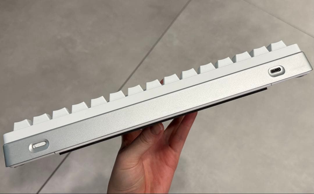 PFU HHKB Studio（日本語配列 / 雪） 裏面マット、専用ルーフ付