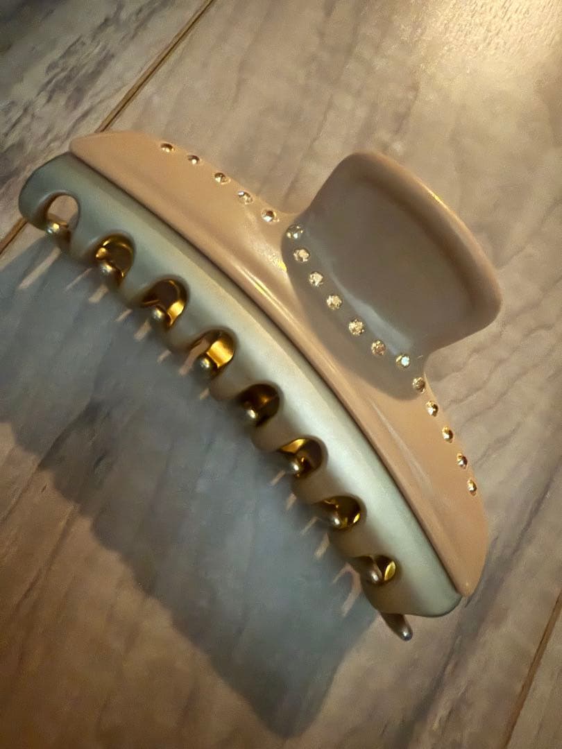 ALEXANDRE DE PARIS ビジュー付きヘアクリップ