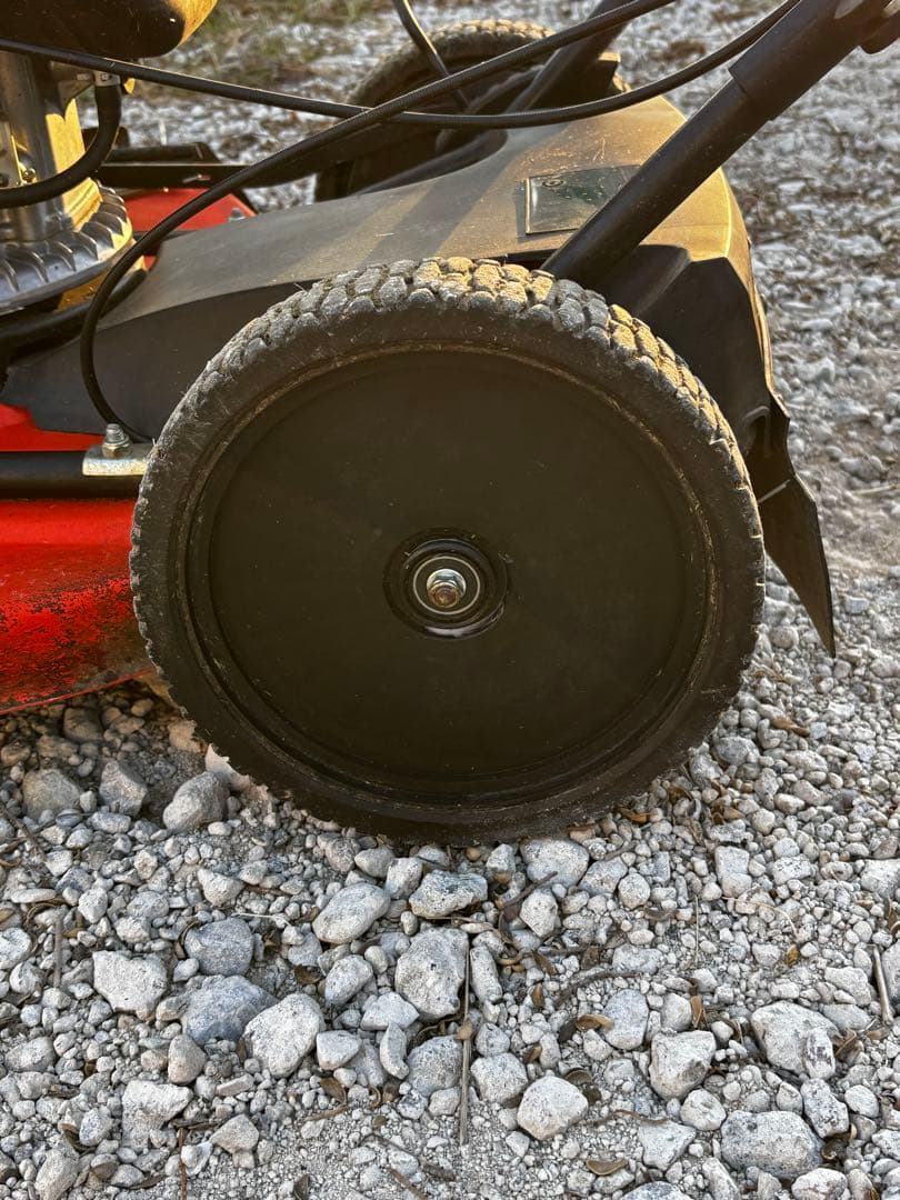 PLOW 自走式草刈機 WGC530