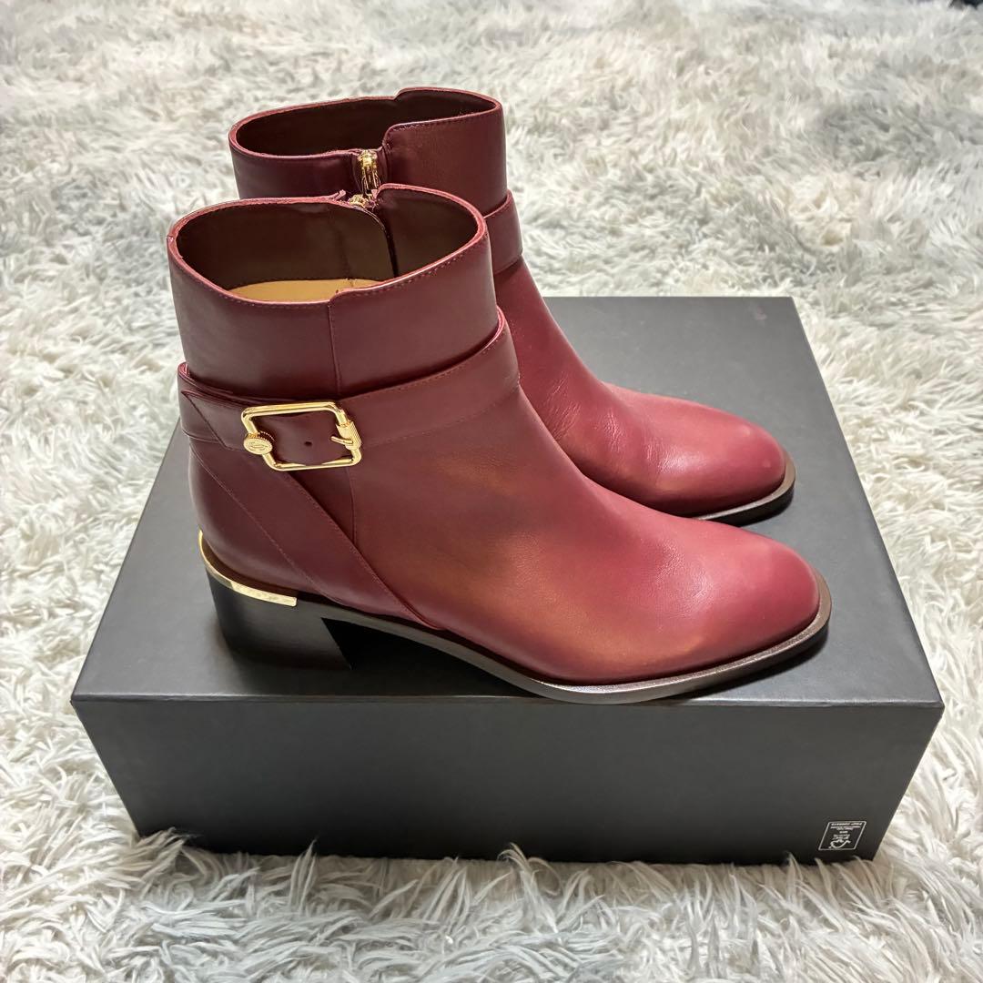 【未使用美品】JIMMY CHOO 本革 39〈参考価格143,200円〉