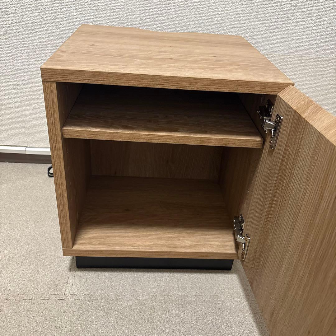 【送料込み】LOWYA サイドテーブル シャビーナチュラル コンセント2口