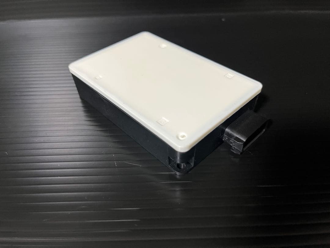 メルセデスベンツ　純正　レーダーセンサー　000-905-8702