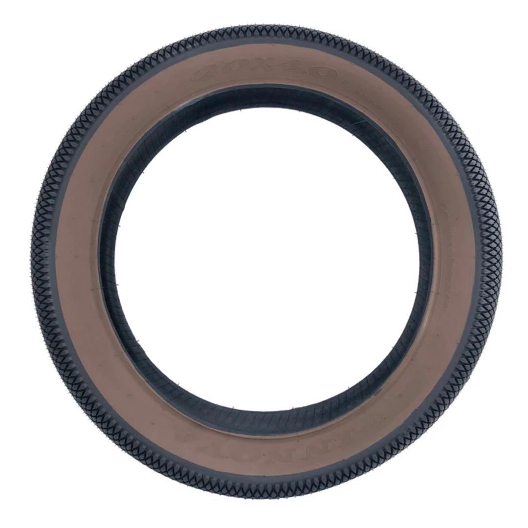 専用　 ブラウンウォール　セミスリックタイヤ　20×4.0 新品