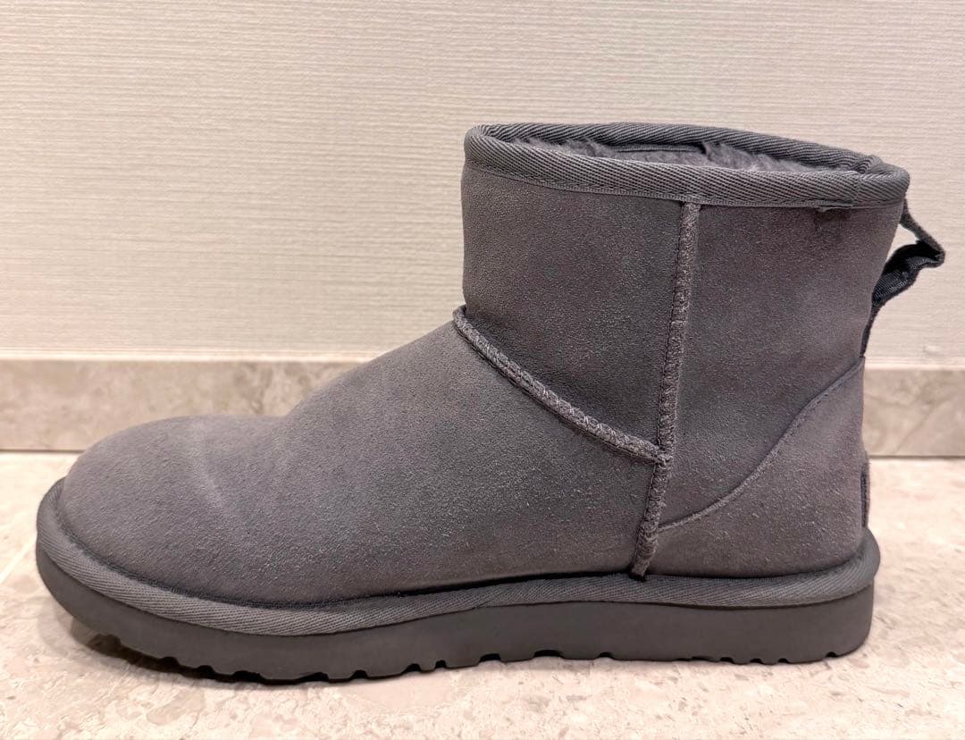 UGG アグ CLASSIC MINI SIDE LOGOII ショートブーツ