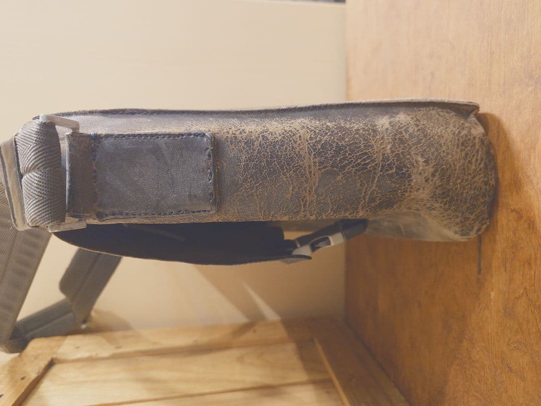 プラダ PRADA ダークブラウン ショルダーバッグ