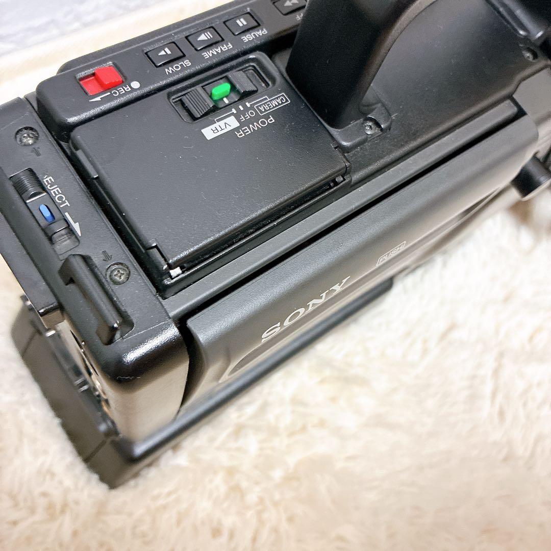 SONY ソニー 8ミリビデオカメラ CCD-V5000　ジャンク 付属品付き