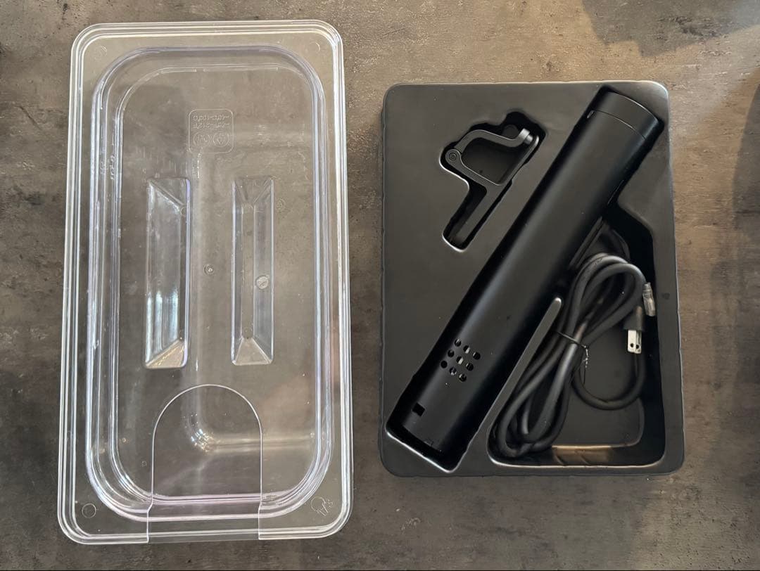 BONIQ 低温調理器 ブラック　※コンテナ付き