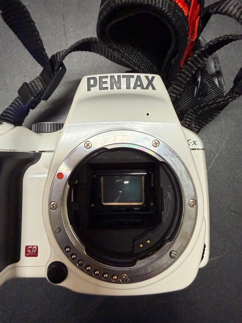 PENTAX k-x ダブルズームレンズキット