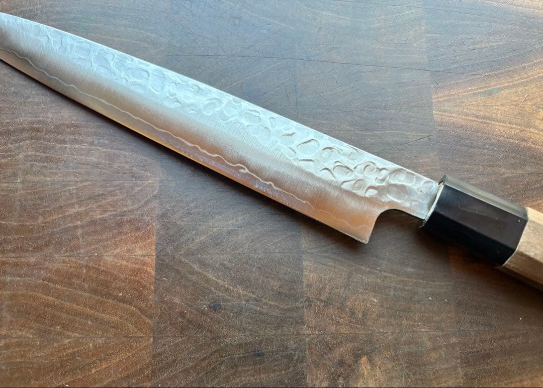 土佐打刃物　龍馬之剣心　銀三　筋引　210mm 包丁　槌目　ステンレス　両刃