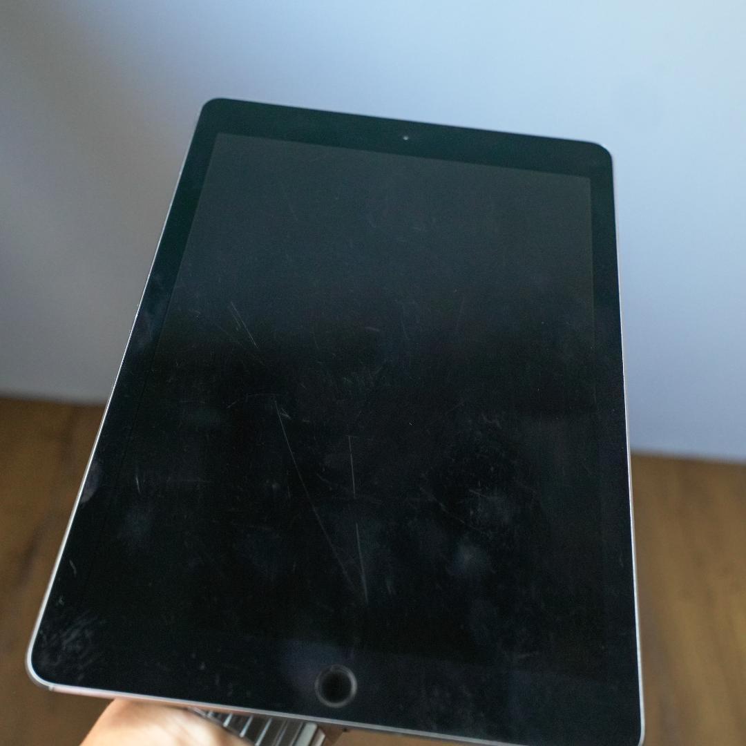 iPad Pro 第1世代　9.7インチ　128GB