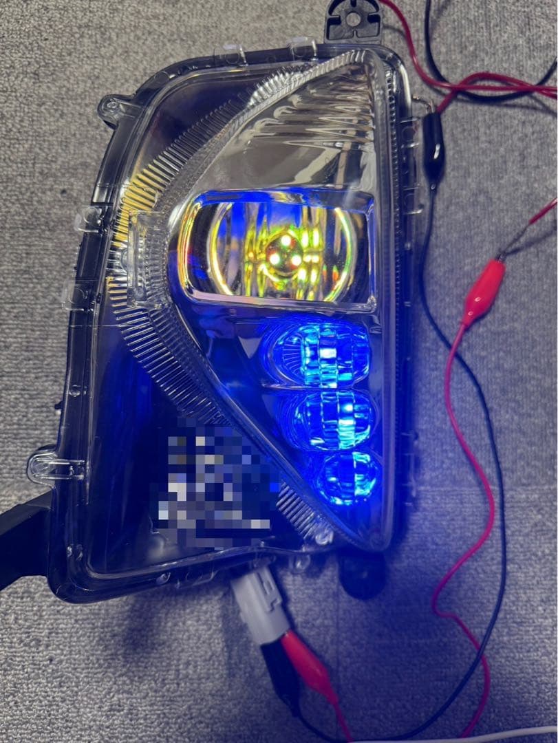 【即納】50プリウス　3連RGB バルブ交換式　H8H11H16バルブ対応