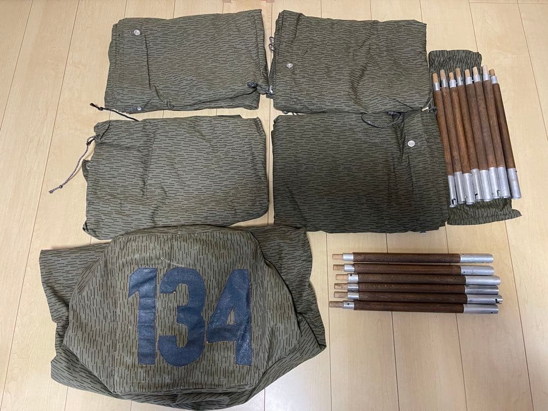 東ドイツ軍幕　4枚　デッドストック品　洗浄済　ワックス処理済　ポール、ペグセット