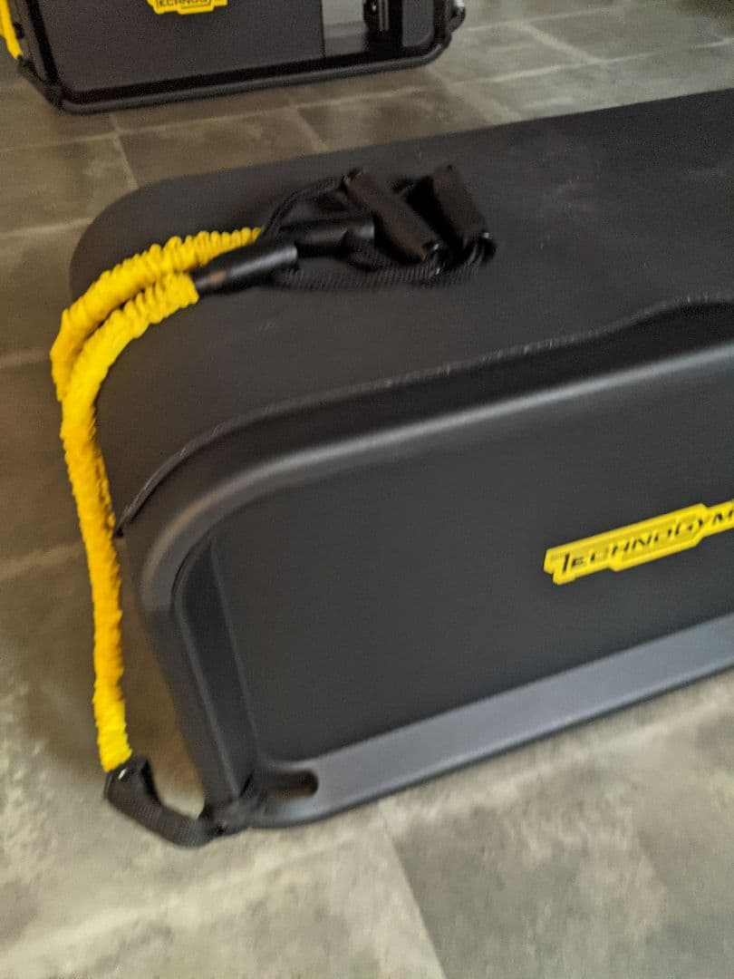 TECHNOGYM BENCH テクノジム　多機能トレーニングベンチ