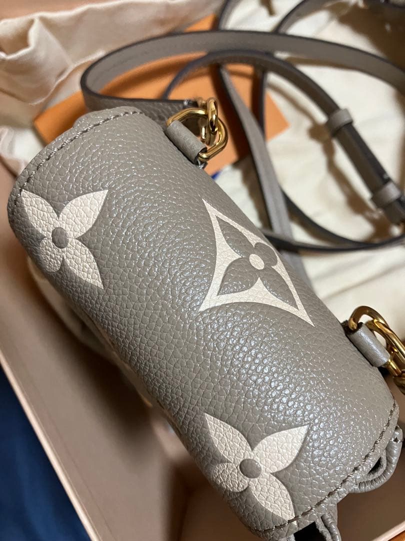 ぽよぽん様 ヴィトンバッグパック美品 正規品グレーショルダー