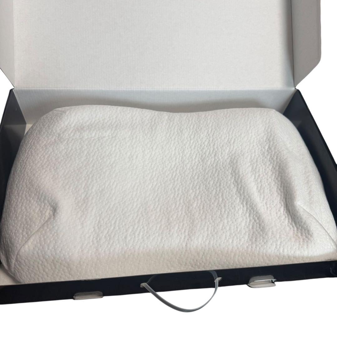 ヒツジのいらない枕 プレミアム （カバー付き）HTP-001 未使用品　白