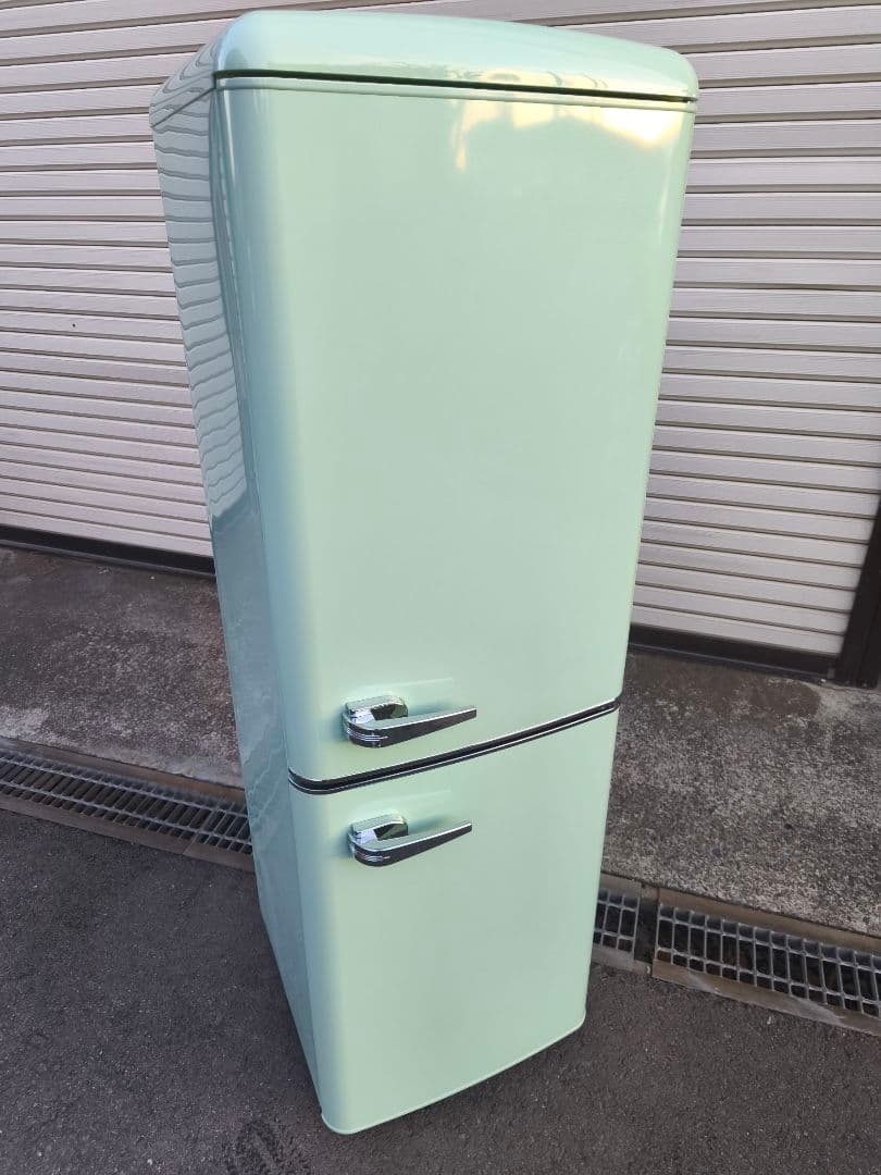 関東限 条件で無料配 22年 レトロ冷蔵庫 レトロ風冷蔵庫 レトロデザイン冷蔵庫