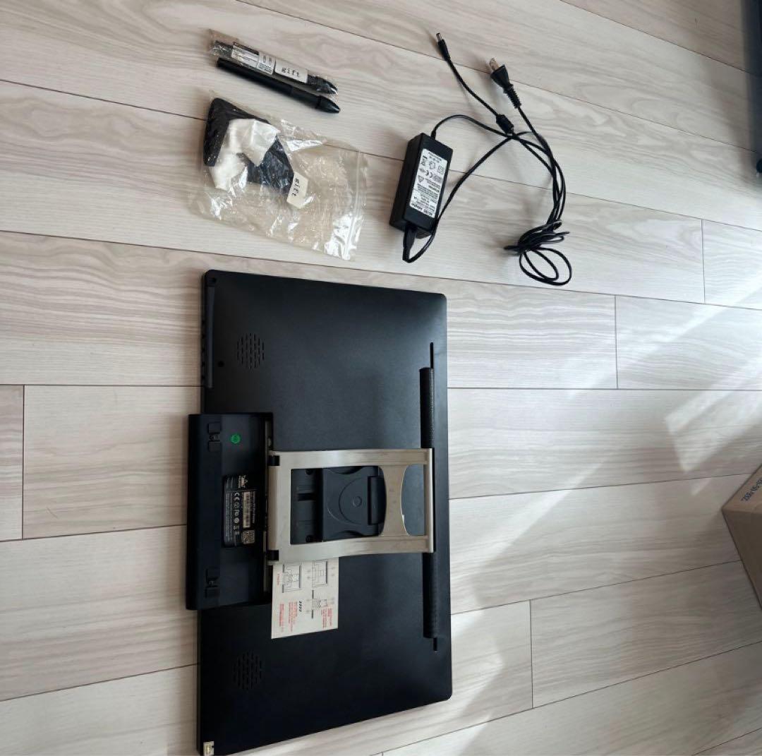 栗*ン様 液晶ペンタブレット本体、ペン・ACアダプター付き